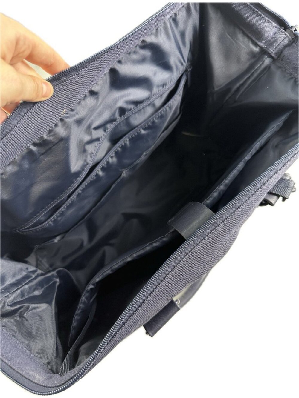 BEIS The Weekender Bag in Navy Blue Travel Tote - Picture 5 of 12